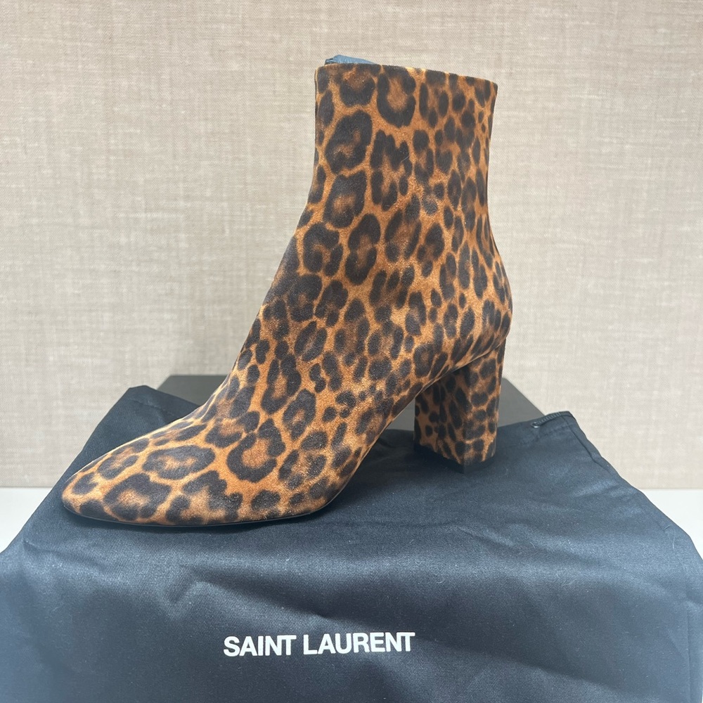 NIB Saint Laurent Suede Vertigo Leopard size 39.5 Booties - Picture 2 of 7